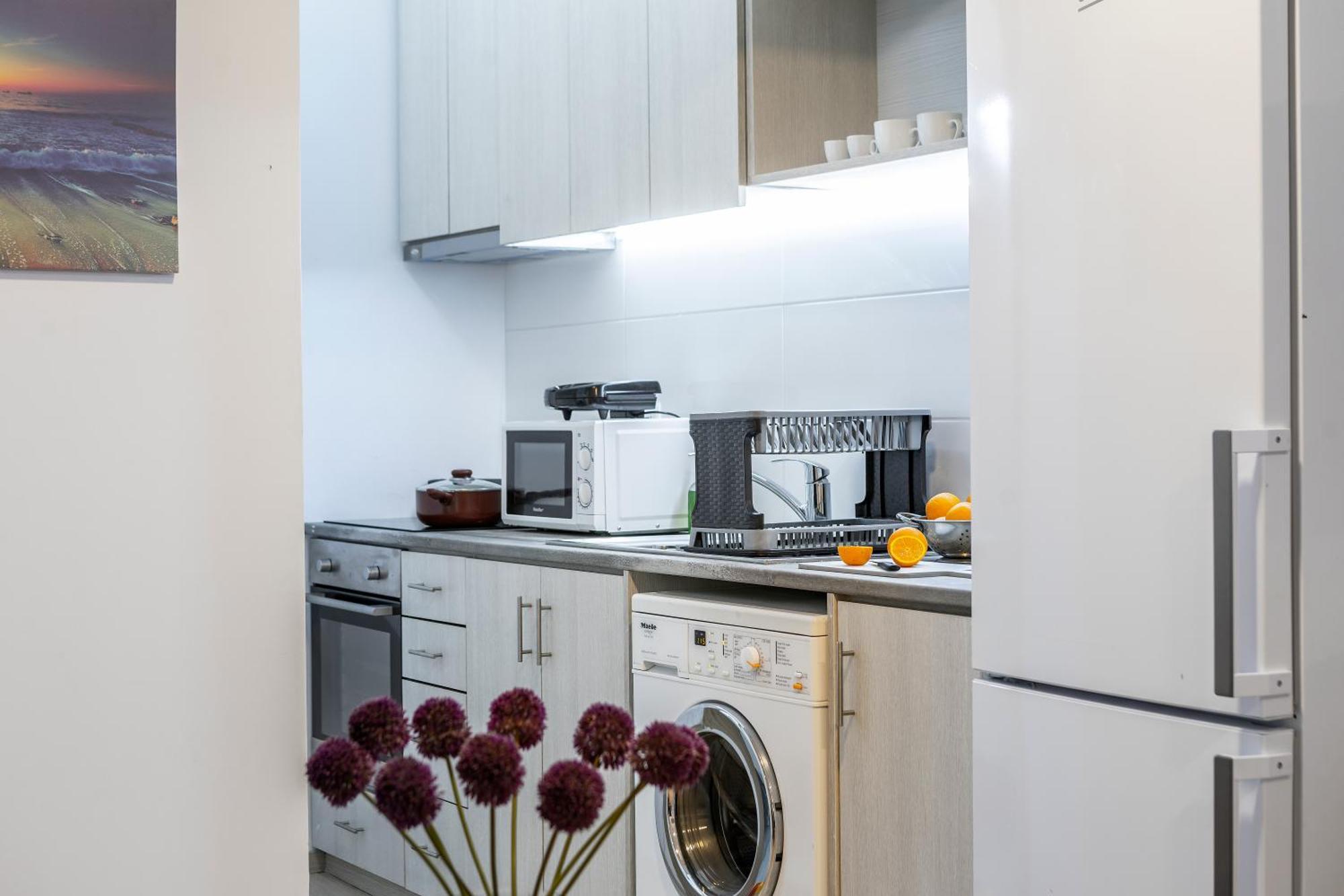 C-Premium Apts 100M From Beach And City Centre Larnaca Ngoại thất bức ảnh